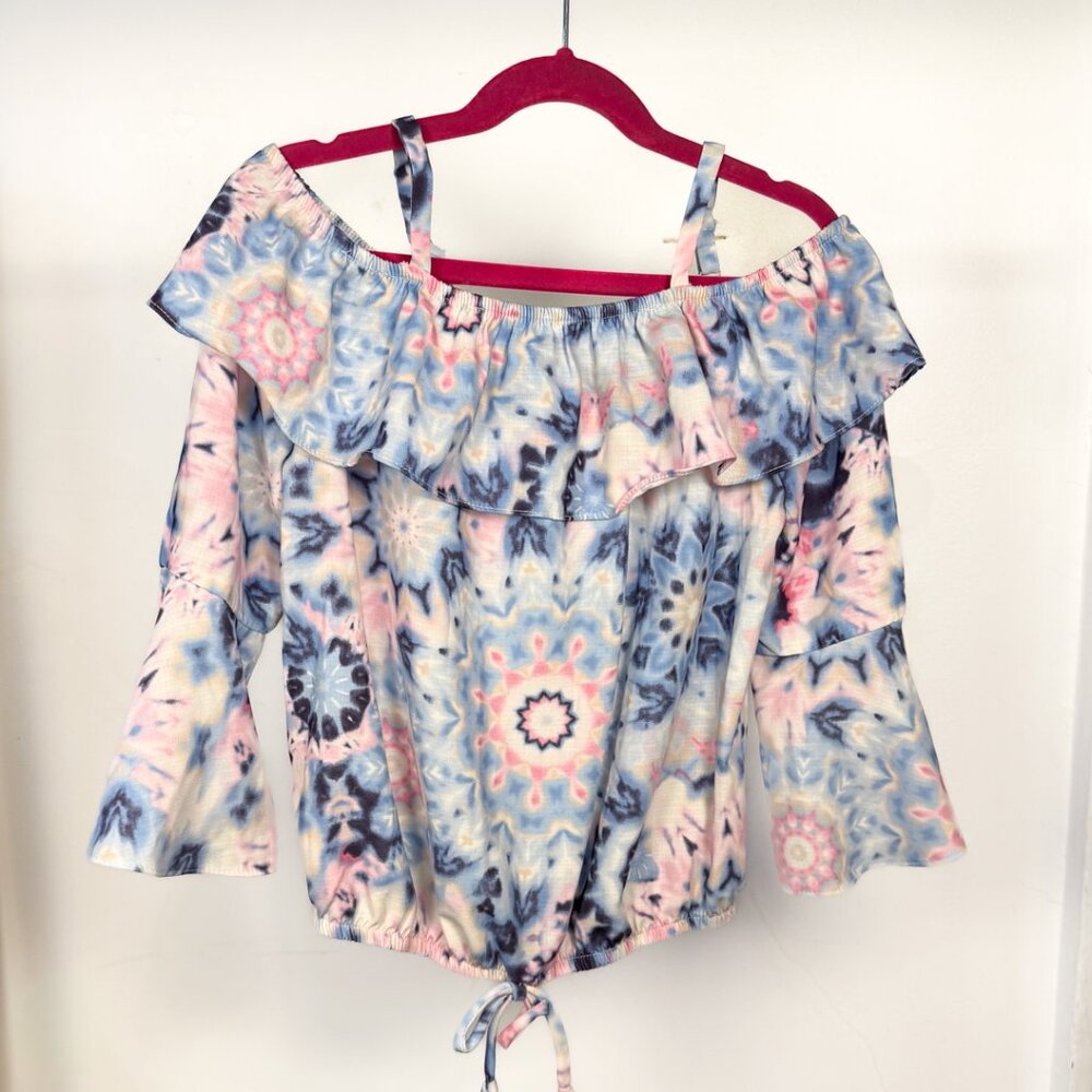 Fun tie-dye boho print “cold shoulder” style blouse size S 7-8
